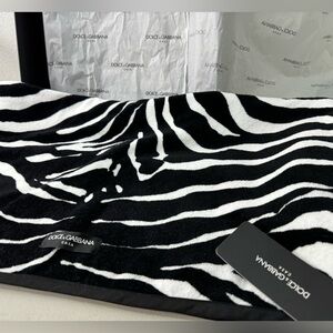 NWT DOLCE & GABANA CASA TOWEL